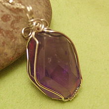 禾场天然A货翡翠精品吊坠·菊花台 一石一世界，一玉一人生